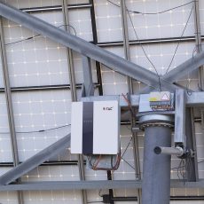 V-TAC jednofazni hibridni fotonaponski pretvarač On-Grid / Off-Grid 3KW (3000W) jamstvo 3 godine IP66