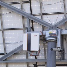 V-TAC Jednofazni hibridni fotonaponski pretvarač On-Grid/Off-Grid 5KW (5000W) IP65, CT i spojni pribor